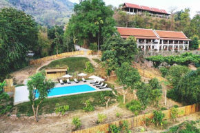  The Sanctuary Pakbeng Lodge  Pak Beng